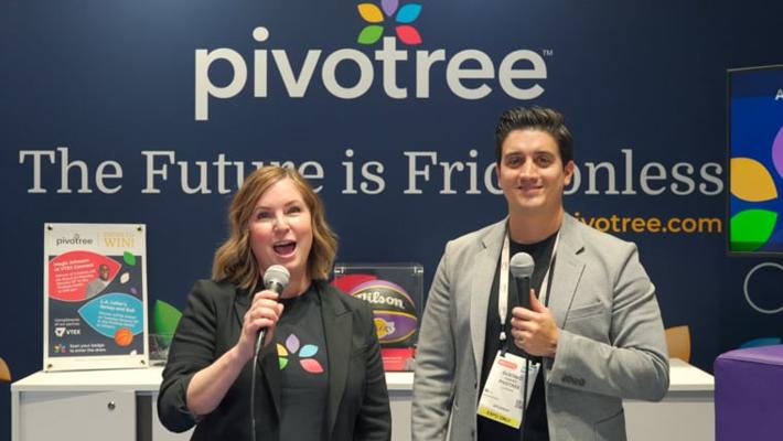 Martine Lewis, photo 2