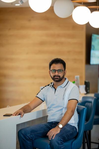 Vinay Bharathwaj, photo 1