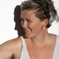 Nicole Lively, photo 1