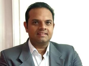 John Thomas, photo 1