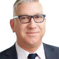 David Farrar, photo 1