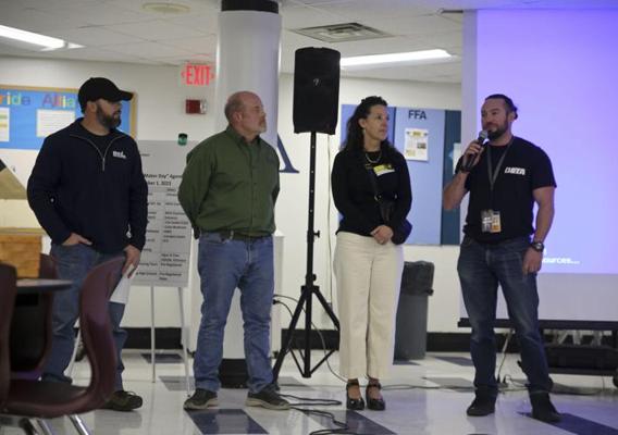 Morgan Knapton, photo 2