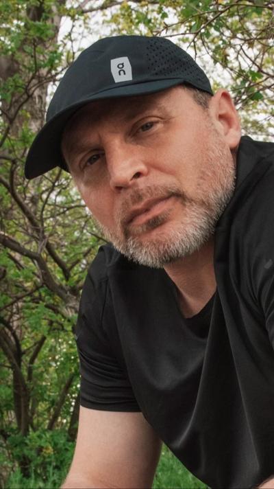 Derek Drescher, photo 1