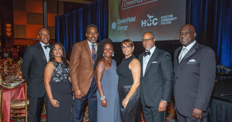 Turner Harris, photo 1