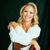 Joanne McEachen, photo 1