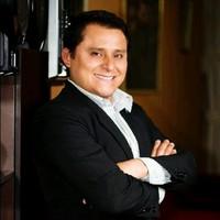 Luis Farfan, photo 1