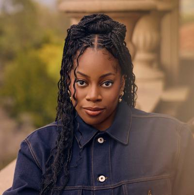 Dionne Brown, photo 2