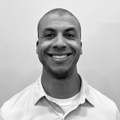 Julie Valk Vaccaro, photo 1