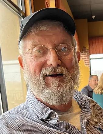 Michael Beets, photo 1