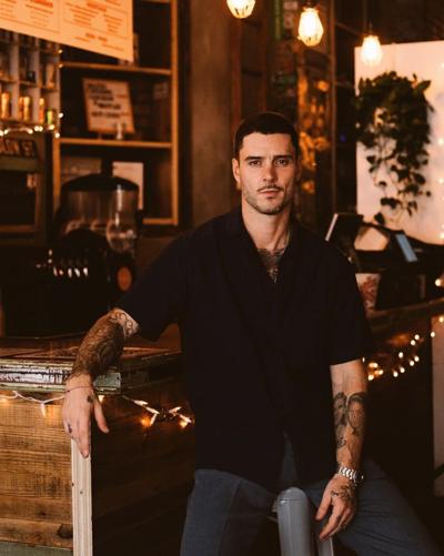 John Seymour, photo 1