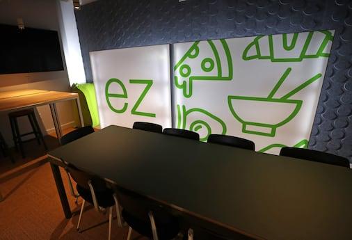 Tom Holahan, photo 1