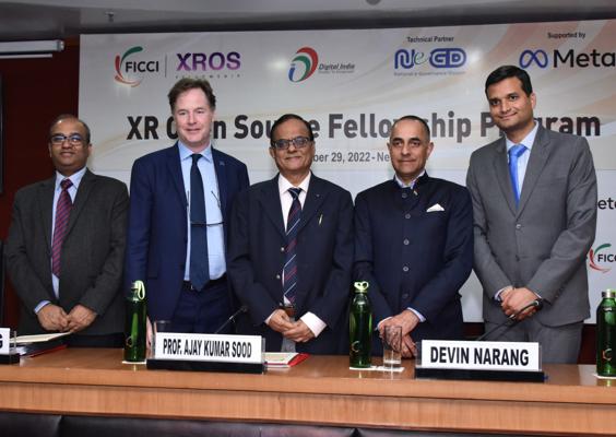 Sharaf Rizvi, photo 1