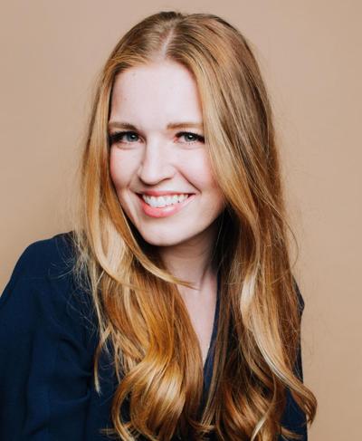 Ashley Waggoner, photo 1