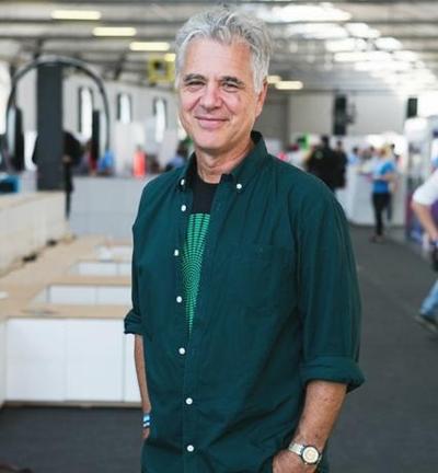 Michael Hill, photo 1