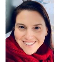 Amanda Savage, photo 2