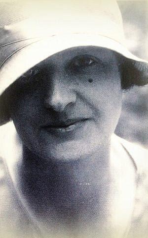 Gideon Senderov, photo 1