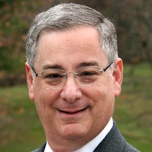 Lawrence Husick, photo 1