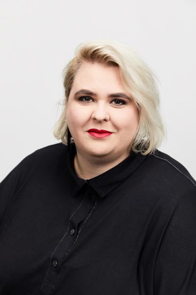 Danielle Harvey, photo 2