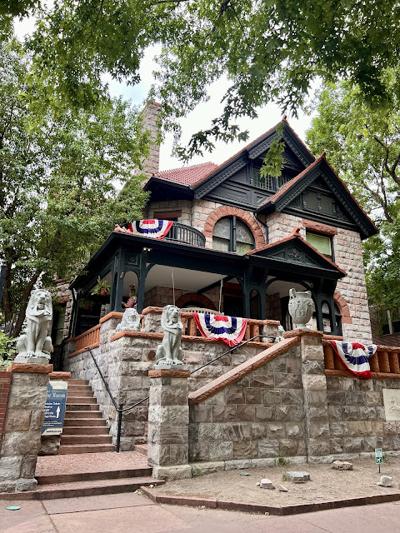 Molly Brown, photo 1