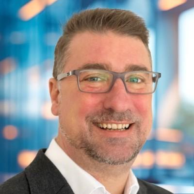 Amir Chitayat, photo 2