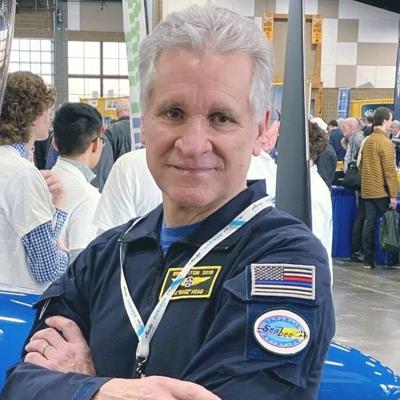 Thomas Hoag, photo 1