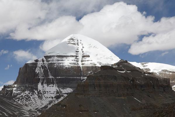 Kailas Moon, photo 2