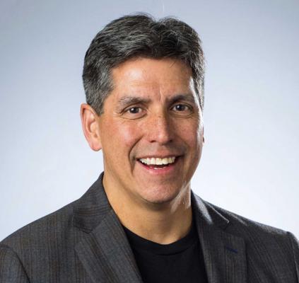 Mike Roberts, photo 1