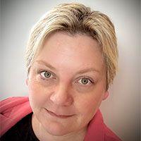 Jasmine Groves, photo 1