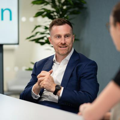 Alexander Baker, photo 2