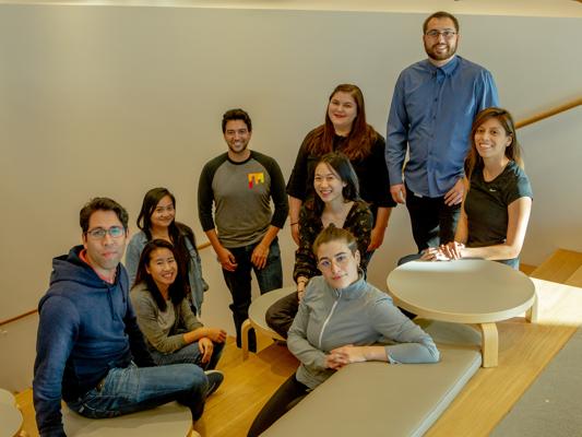 Angela Field, photo 1