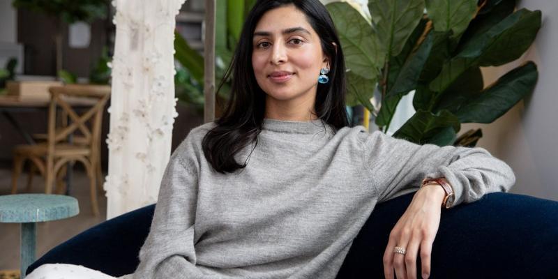 Sarah Abbasi, photo 1