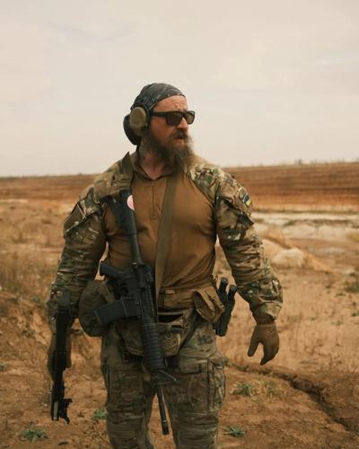 Mark Warrilow, photo 2