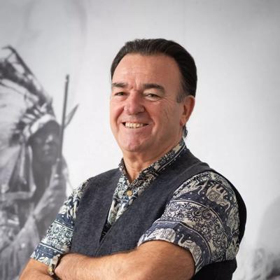 Peter Hodgson, photo 2