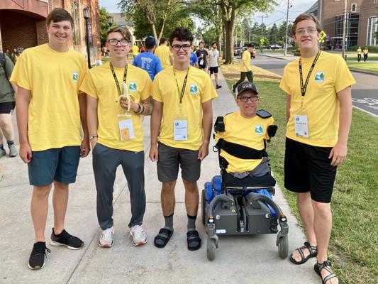 Connor Evelich, photo 2