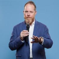 Shane Barker, photo 1