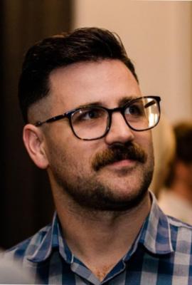 Michael Hall, photo 1