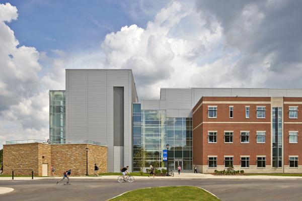 Shunequia Turner, photo 2