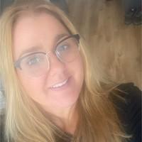 Mandy Lewis, photo 1