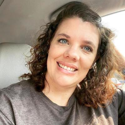 Jenna Evans, photo 1