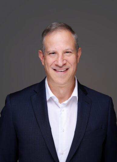 Evan Vincent, photo 2