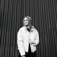 Lotte Logher, photo 2