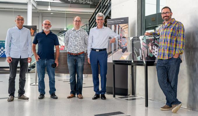 Michael Longoria, photo 2