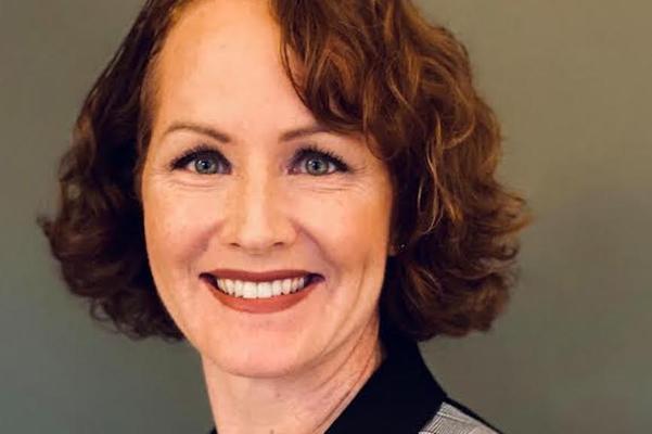 Julia White, photo 1