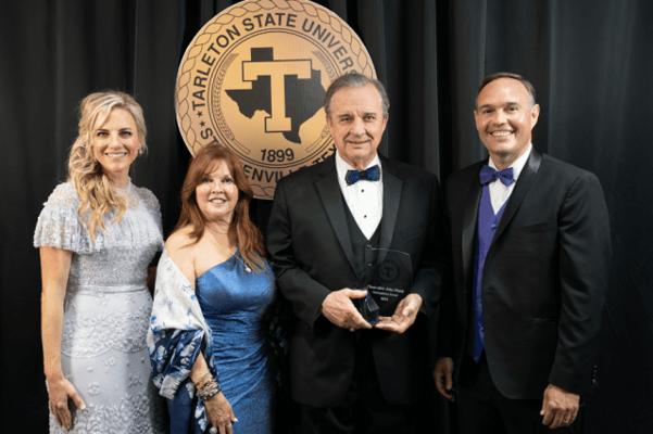 John Schult, photo 1