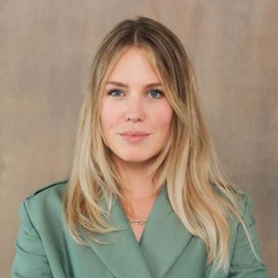 Meredith Gee, photo 1