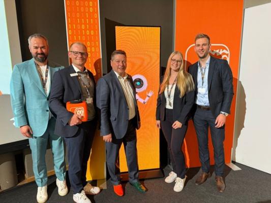 Chris Gatzke, photo 2