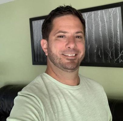 Anthony McDonald, photo 1