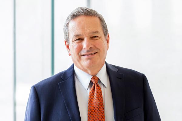 Thomas Long, photo 1