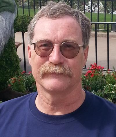 Mark Weyland, photo 2