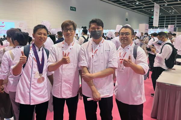 Dexter Chan, photo 1